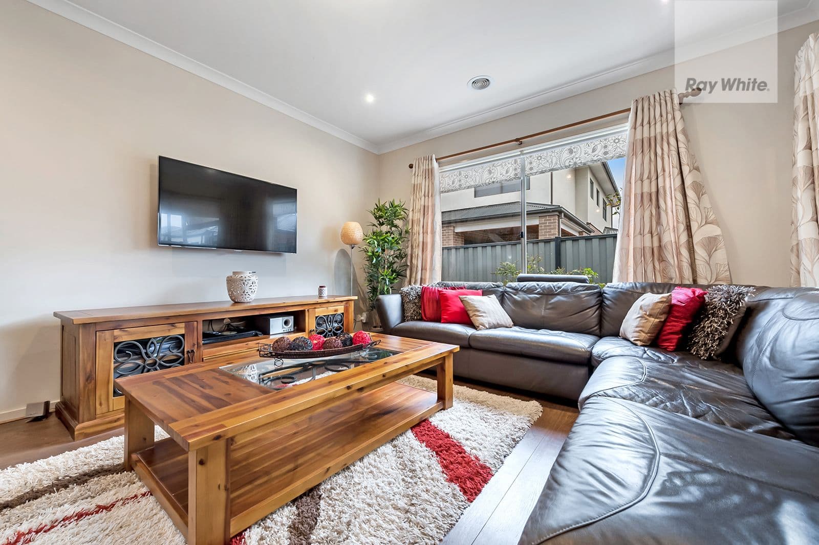 35 Gateshead Street, Craigieburn VIC 3064, Craigieburn - Thumbnail 6