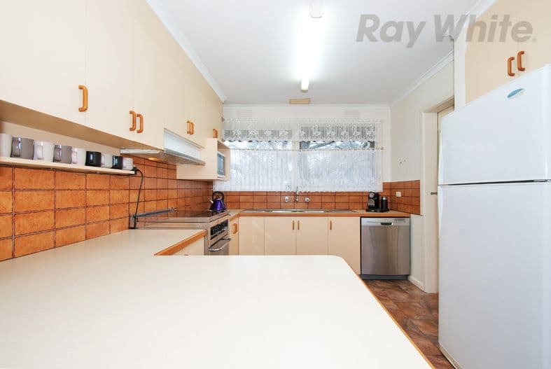 34 TERRIGAL Crescent, KILSYTH VIC 3137, Kilsyth - Thumbnail 3