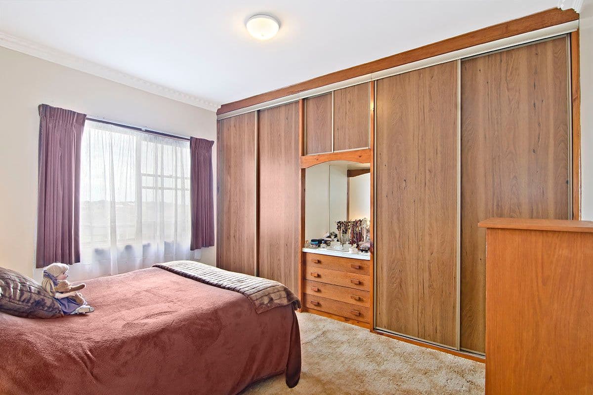 2 Emma Avenue, Warrnambool VIC 3280, Warrnambool - Thumbnail 5
