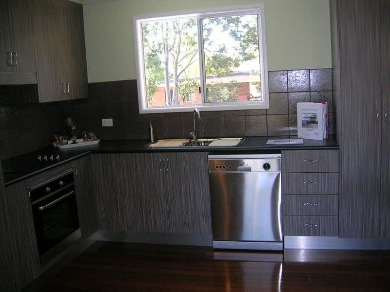 275 Thirkettle Avenue, FRENCHVILLE QLD 4701, Frenchville - Thumbnail 3