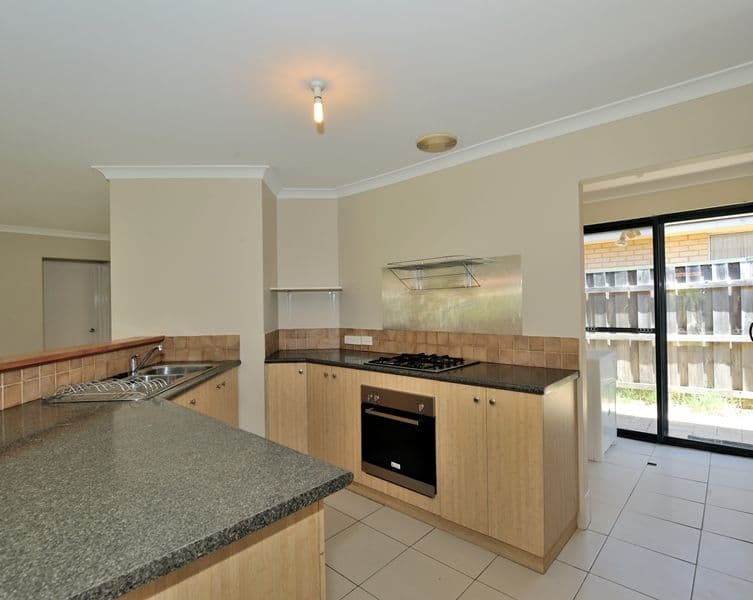 59 Ritchie Drive, ROCKINGHAM WA 6168, Rockingham - Thumbnail 2