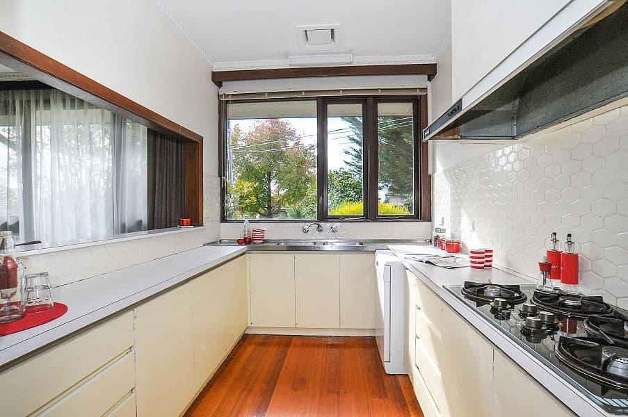 5 Goldsmith Avenue, RINGWOOD NORTH VIC 3134, Ringwood North - Thumbnail 4