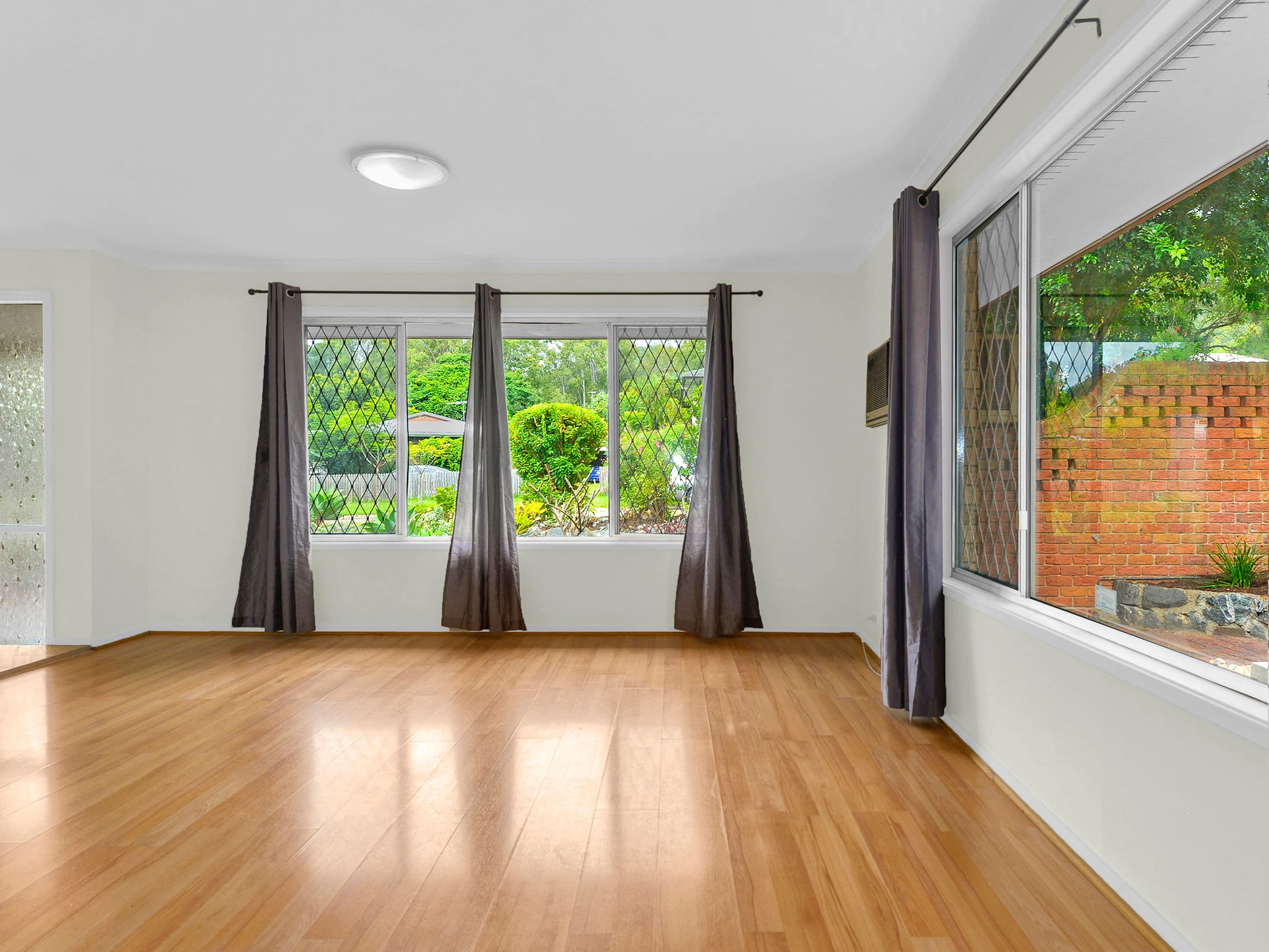 15 Karrabin Street, Mitchelton QLD 4053, Mitchelton - Image 1