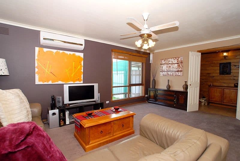 172 Shaws Road, WERRIBEE VIC 3030, Werribee - Thumbnail 4
