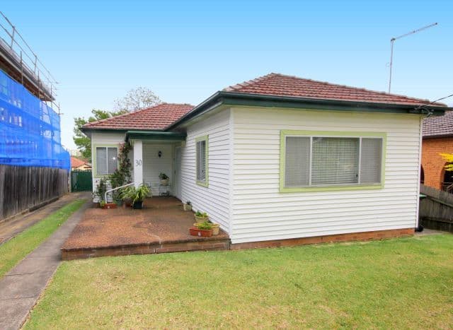 30 Ashby Avenue, YAGOONA NSW 2199, Yagoona - Image 1