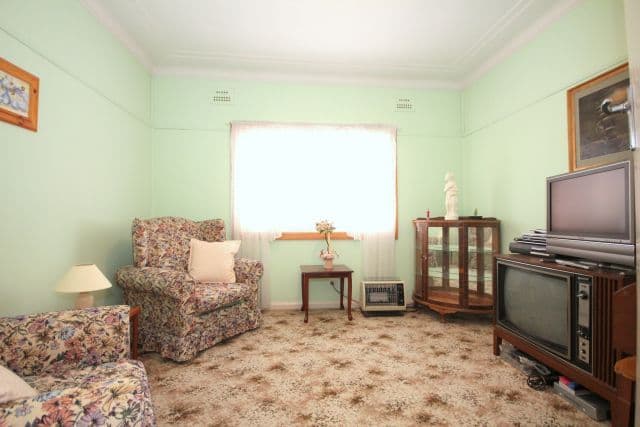 30 Ashby Avenue, YAGOONA NSW 2199, Yagoona - Thumbnail 2