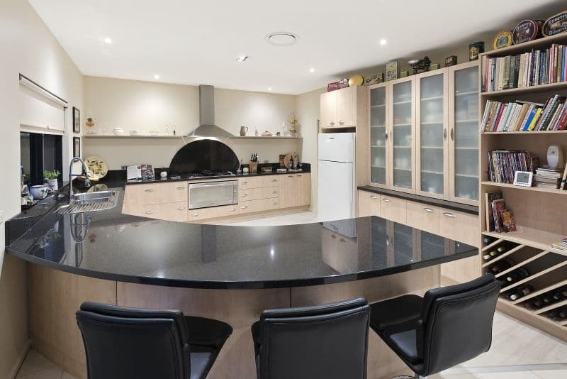 3 Searle Close, Werribee VIC 3030, Werribee - Thumbnail 6