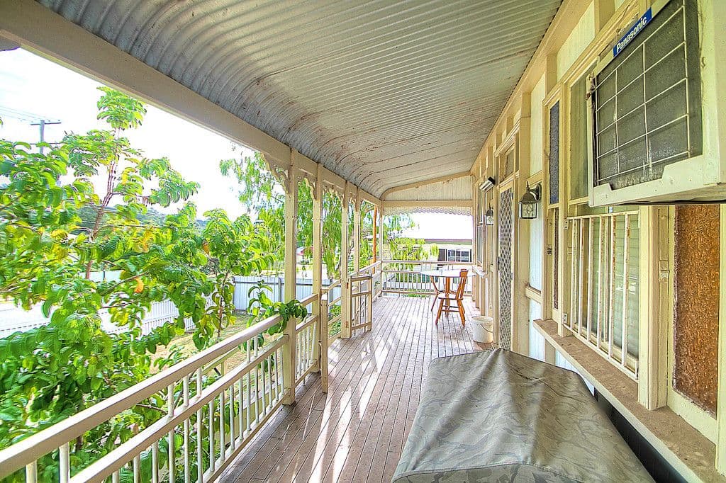 52 Queen Street, Blackstone QLD 4304, Blackstone - Thumbnail 2