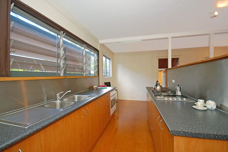 3  Dahl Street, TARRAGINDI QLD 4121, Tarragindi - Thumbnail 3