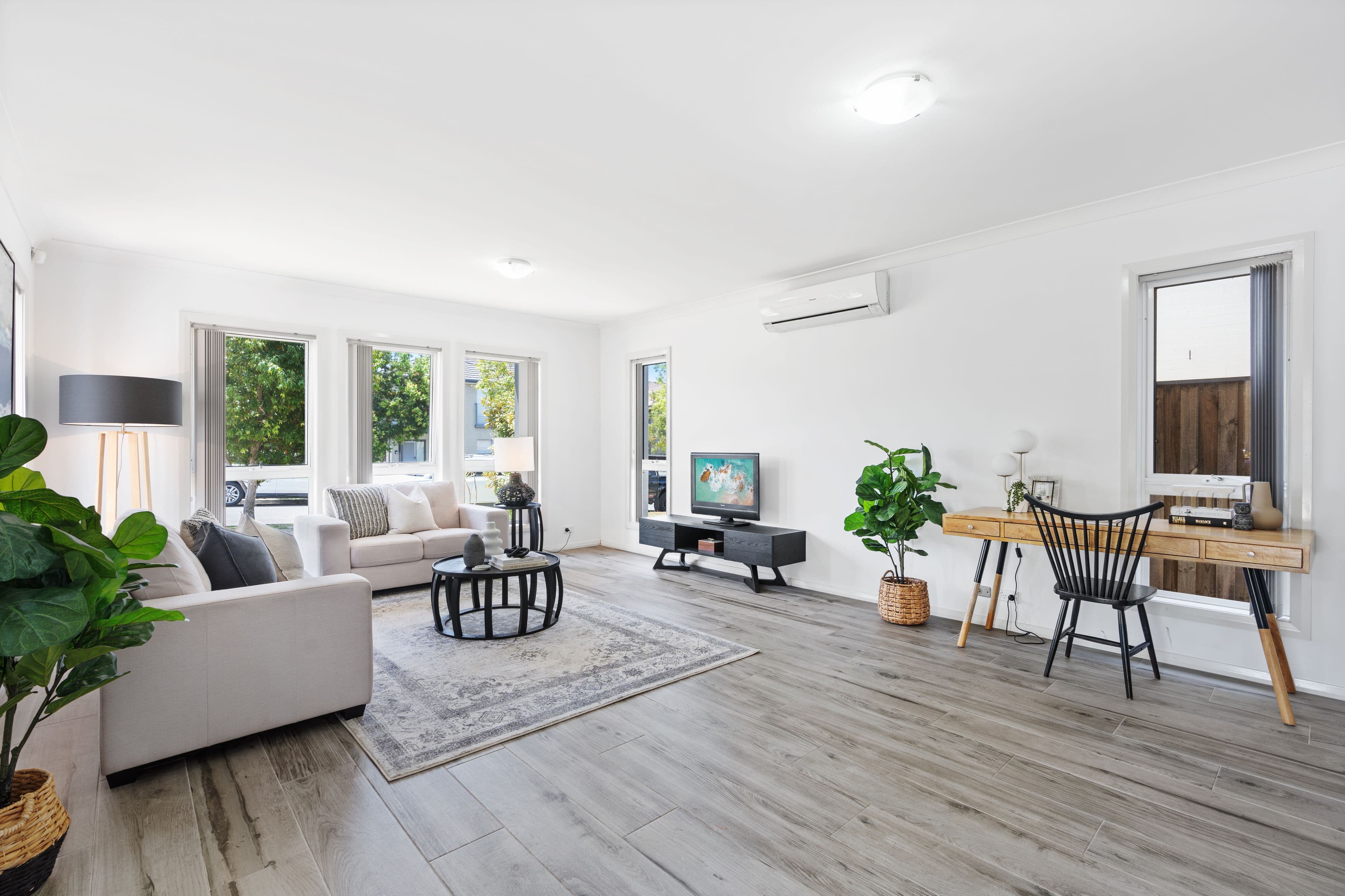 10 Sierra Avenue, Middleton Grange NSW 2171, Middleton Grange - Thumbnail 3