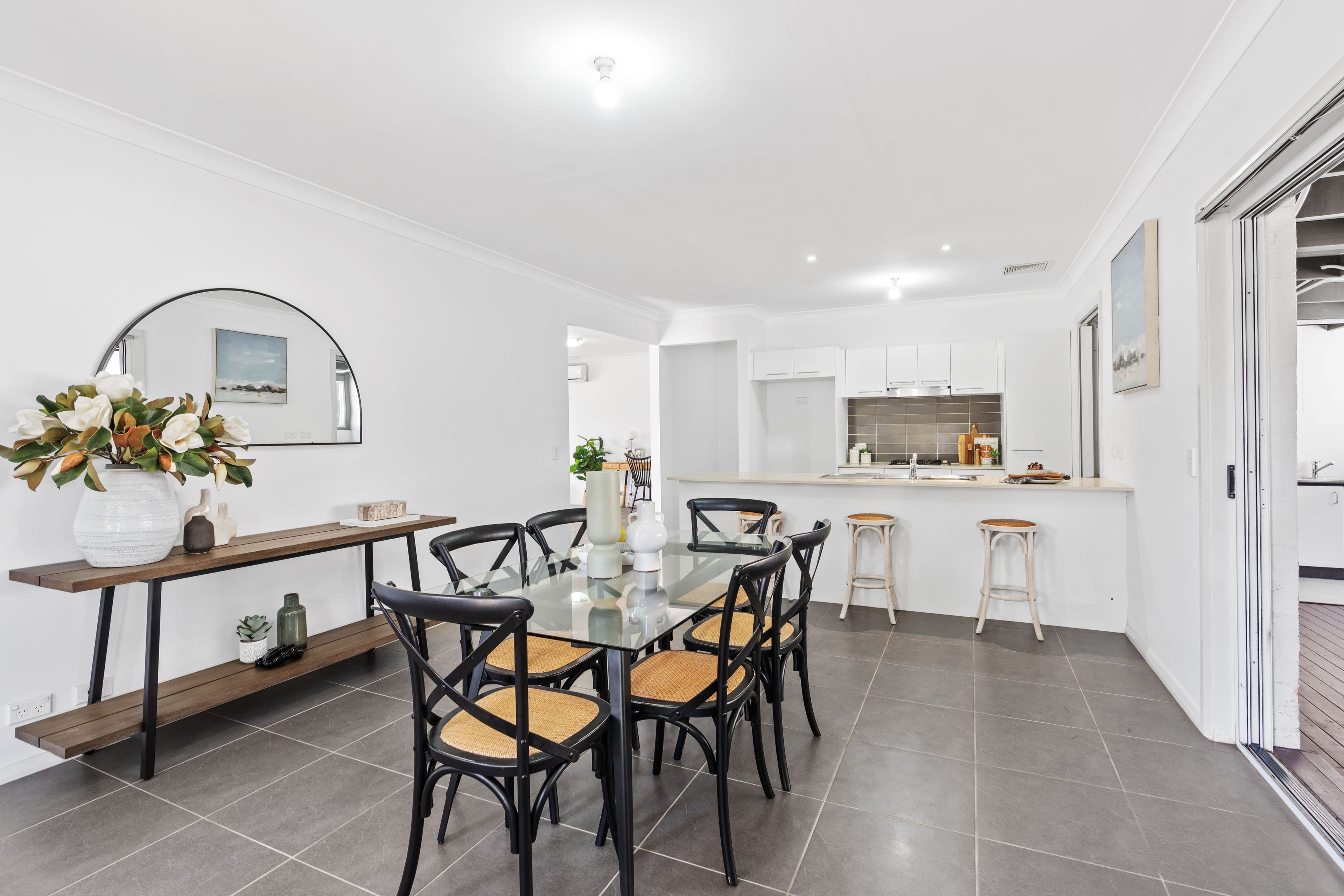 10 Sierra Avenue, Middleton Grange NSW 2171, Middleton Grange - Thumbnail 6