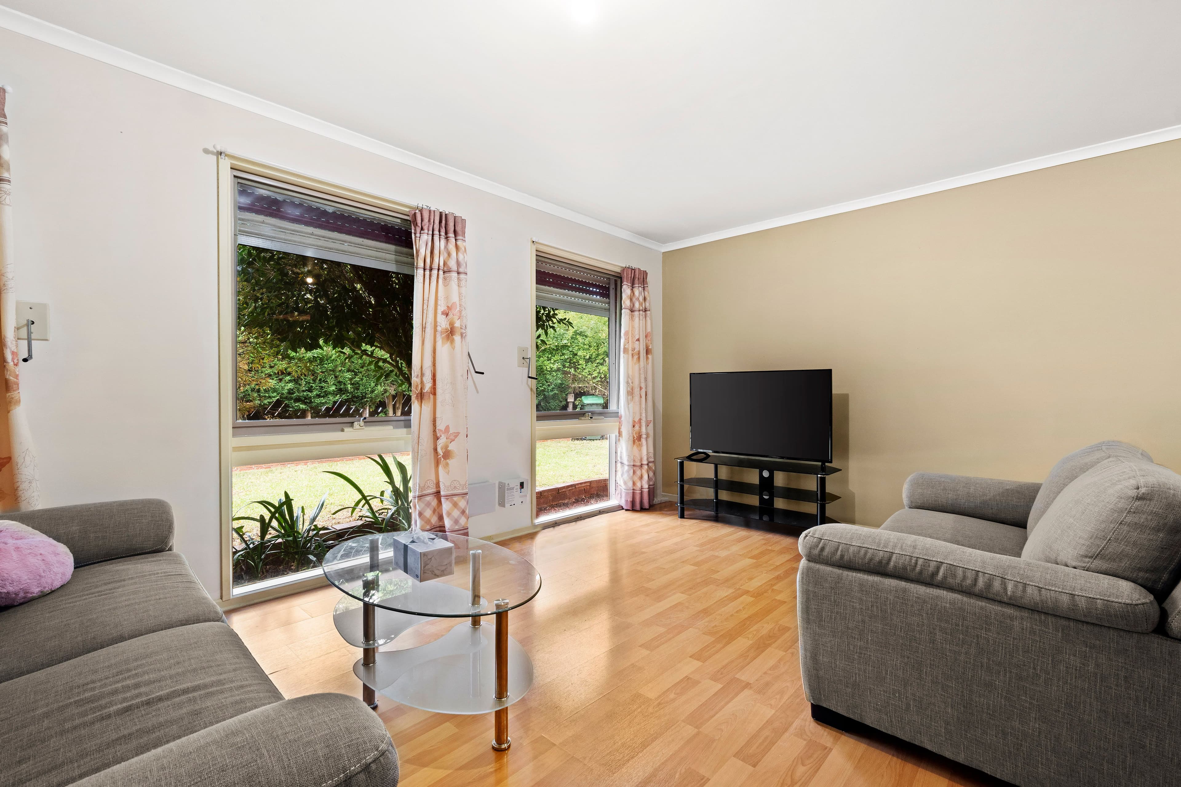 52 Golf Links Drive, Mill Park VIC 3082, Mill Park - Thumbnail 4