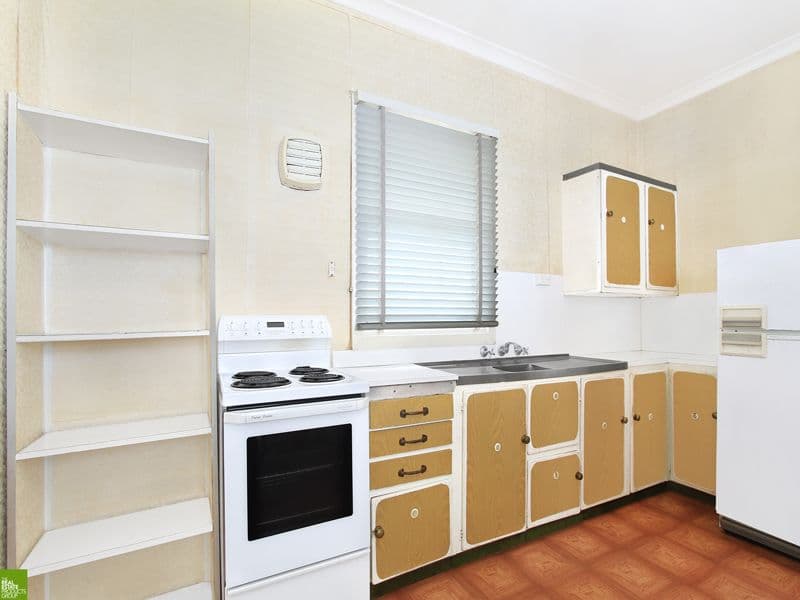 41 Farmborough Road, UNANDERRA NSW 2526, Unanderra - Thumbnail 2