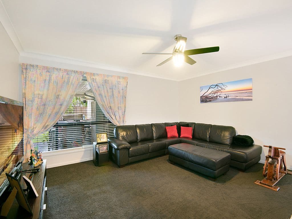 33 Turnstone Circuit, North Lakes QLD 4509, North Lakes - Thumbnail 8