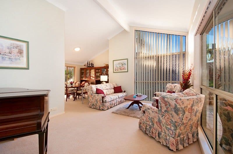 21 Crenshaw Court, PARKWOOD QLD 4214, Parkwood - Thumbnail 4