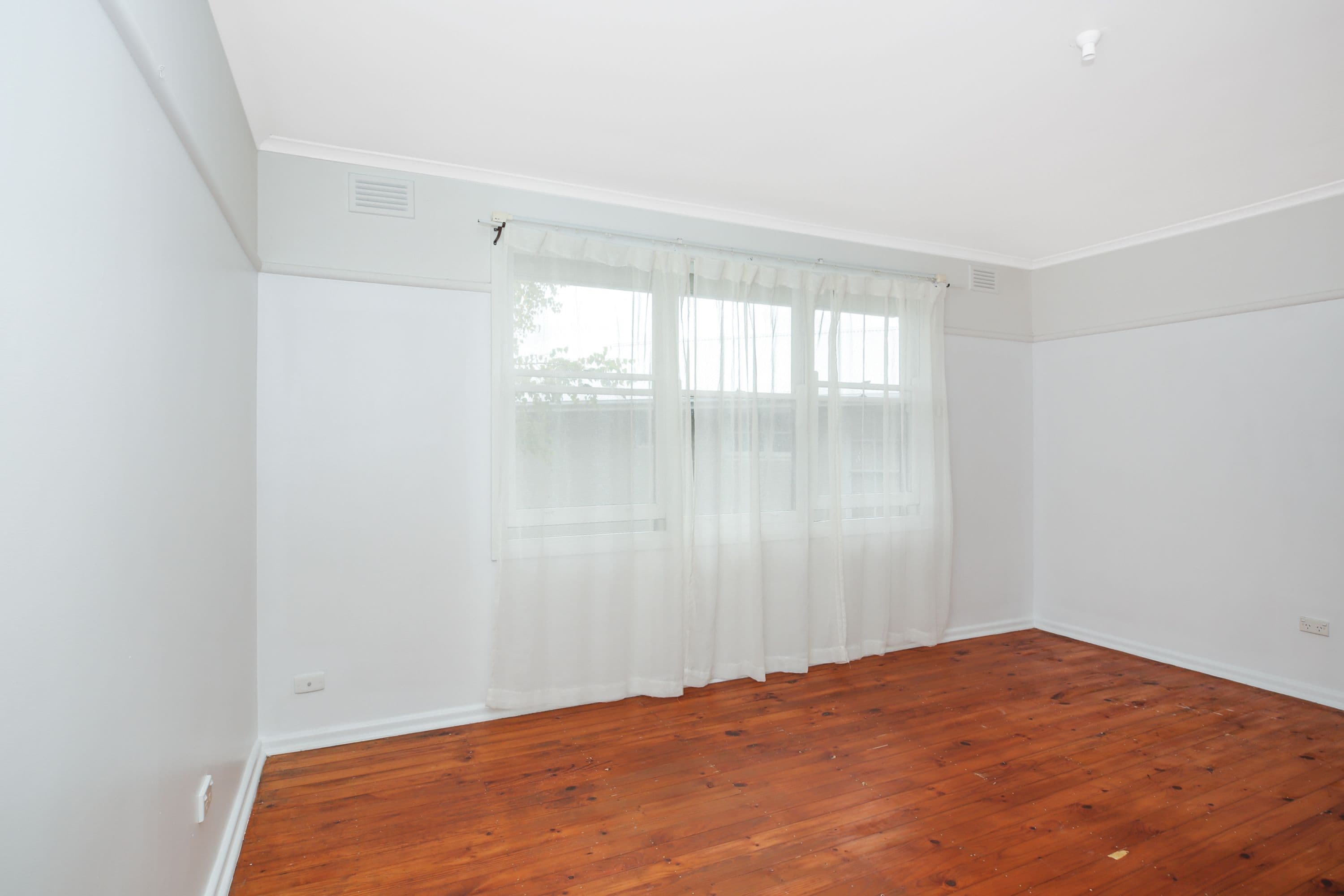 31 Talbot Street, Camperdown VIC 3260, Camperdown - Thumbnail 8