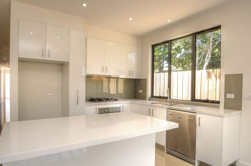 1A  Darvall Court, CHELTENHAM VIC 3192, Cheltenham - Thumbnail 2