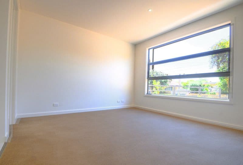 1A  Darvall Court, CHELTENHAM VIC 3192, Cheltenham - Thumbnail 3