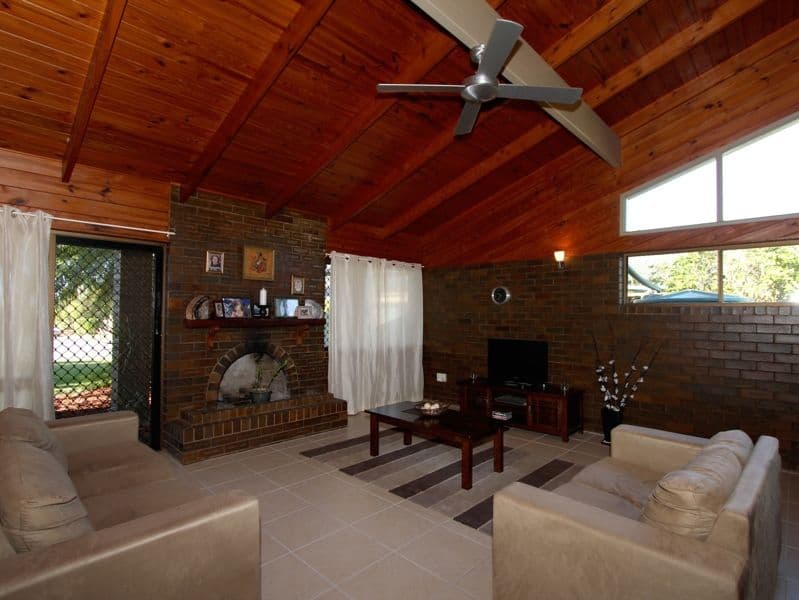 25 Amarna Street, EIGHT MILE PLAINS QLD 4113, Eight Mile Plains - Thumbnail 2