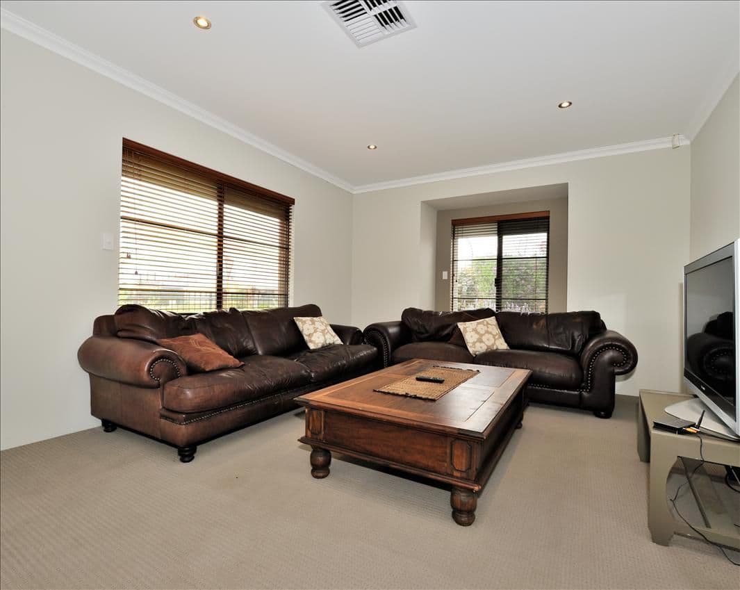 78 Neary Boulevard, AVELEY WA 6069, Aveley - Thumbnail 6