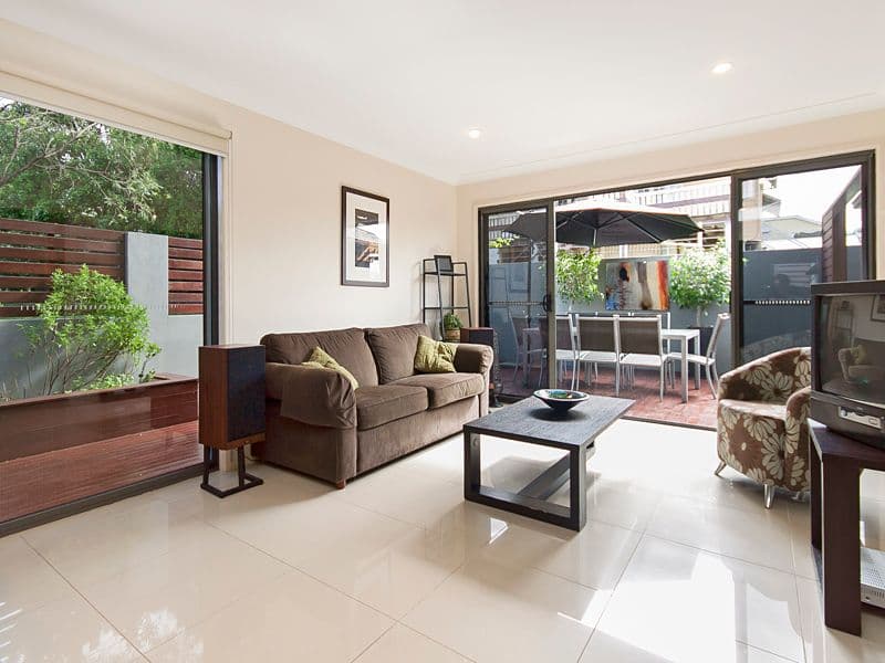 51 Frank Street, NORMAN PARK QLD 4170, Norman Park - Image 1
