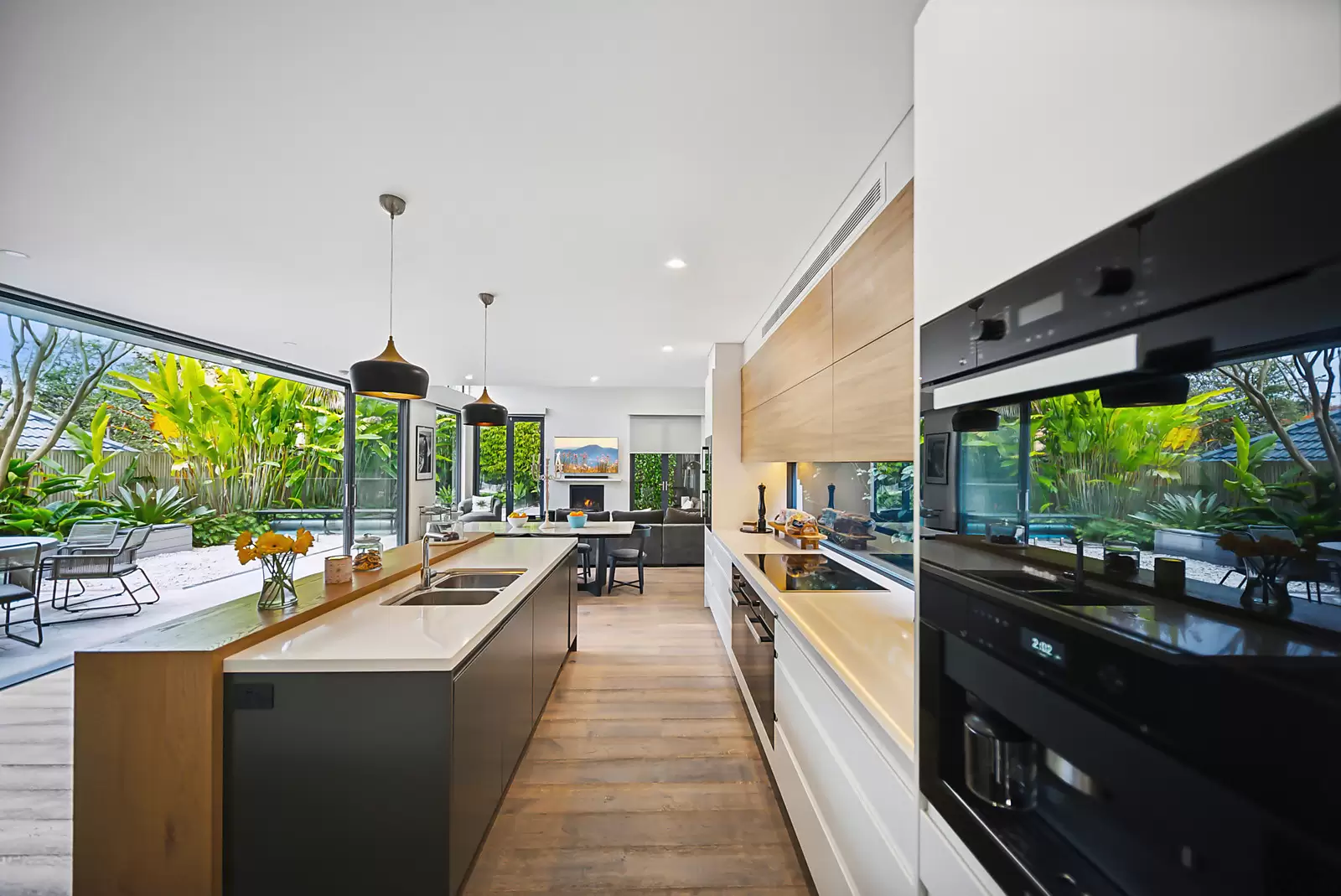 5/82 Russell Terrace, Indooroopilly - Thumbnail 4