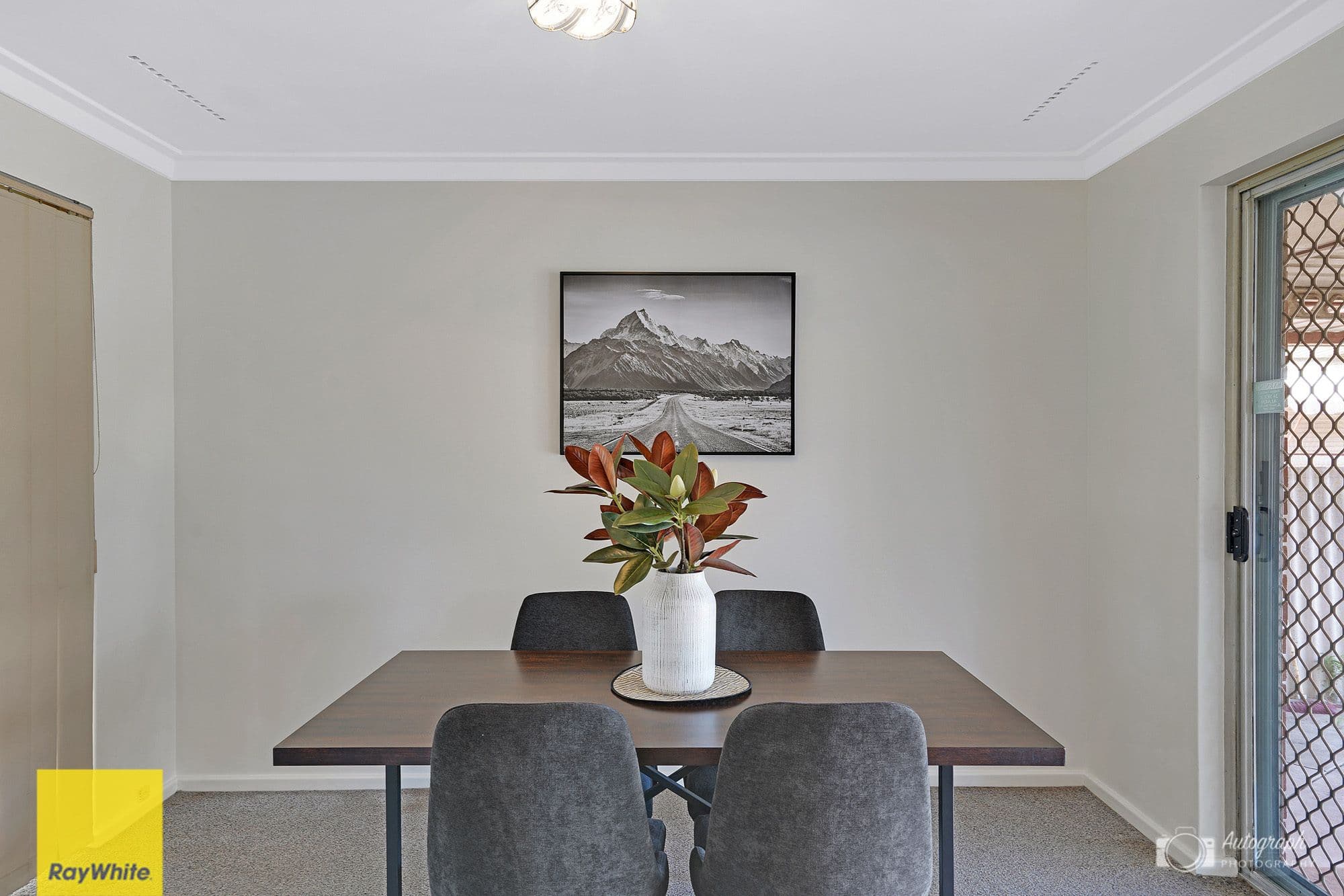 22 Colne Way, Girrawheen WA 6064, Girrawheen - Thumbnail 4