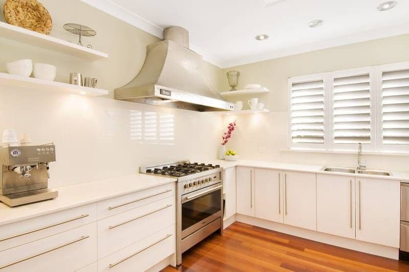 63  Gardere Avenue, CURL CURL NSW 2096, Curl Curl - Thumbnail 4