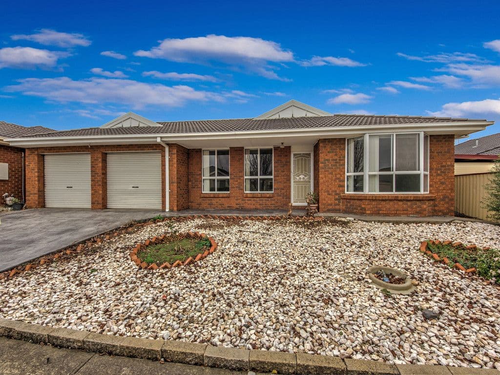 39 Sunnybrae Circuit, Cairnlea VIC 3023, Cairnlea - Image 1
