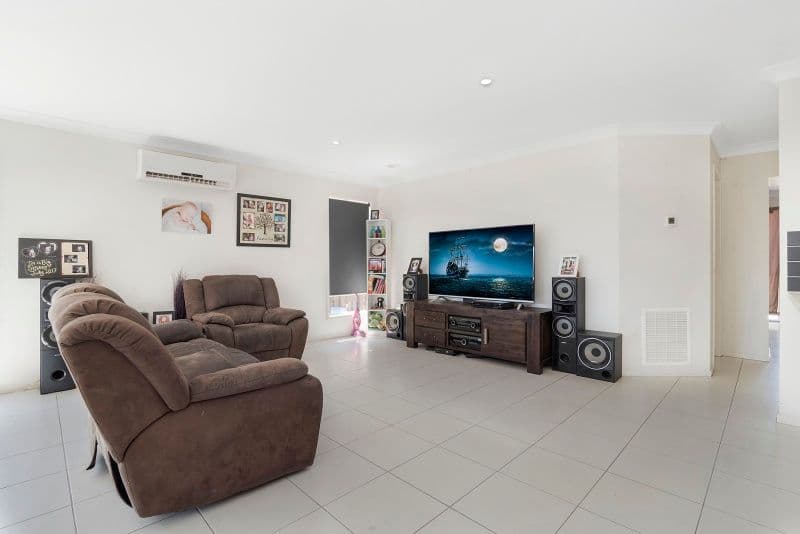 24 Caulfield Drive, Ascot VIC 3551, Ascot - Thumbnail 4