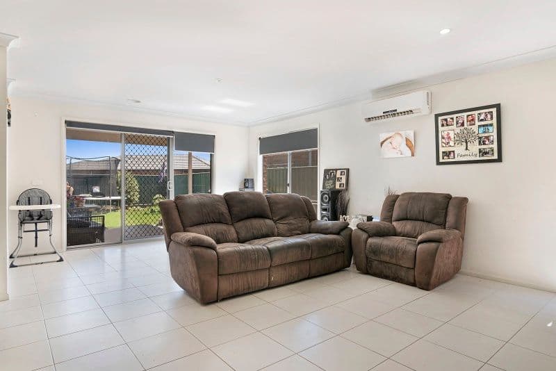 24 Caulfield Drive, Ascot VIC 3551, Ascot - Thumbnail 6