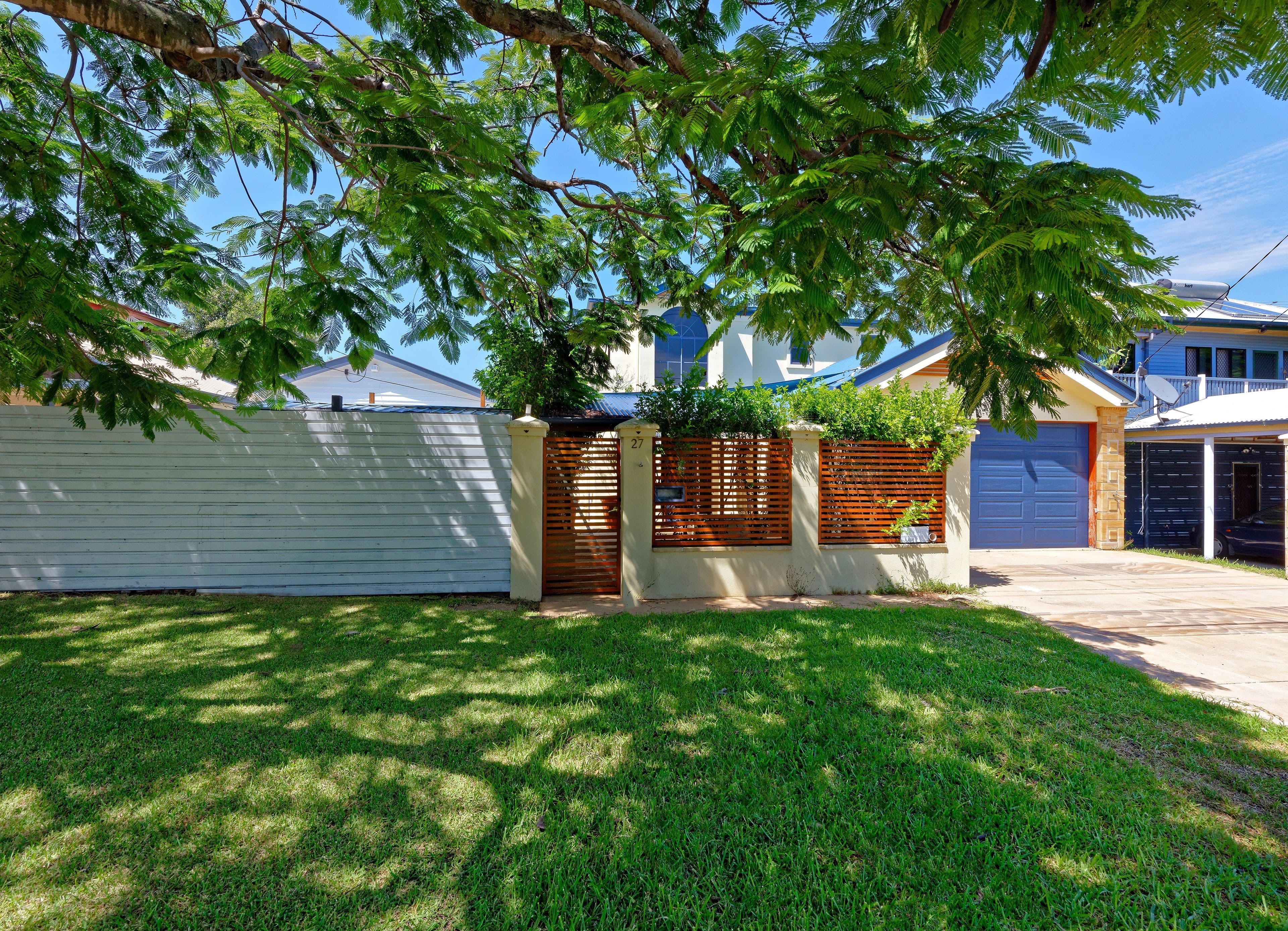 27 King Street, Woody Point QLD 4019, Woody Point - Thumbnail 2