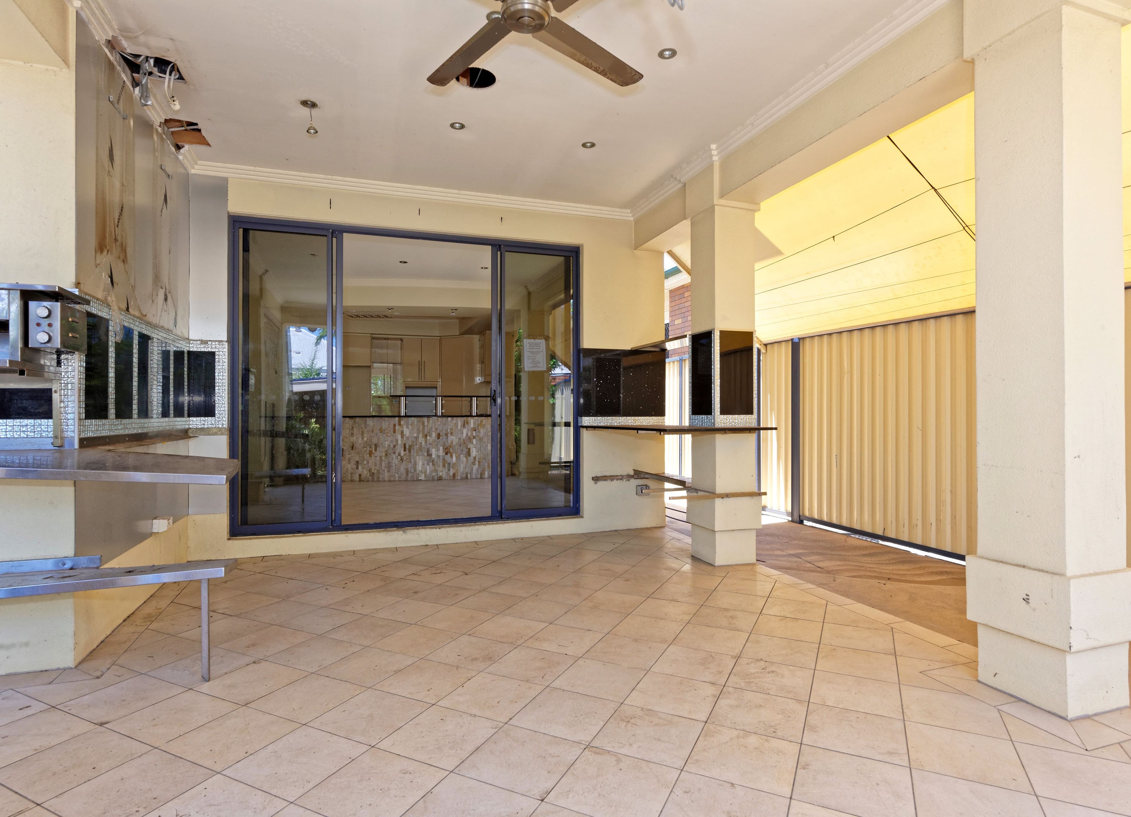 27 King Street, Woody Point QLD 4019, Woody Point - Thumbnail 3
