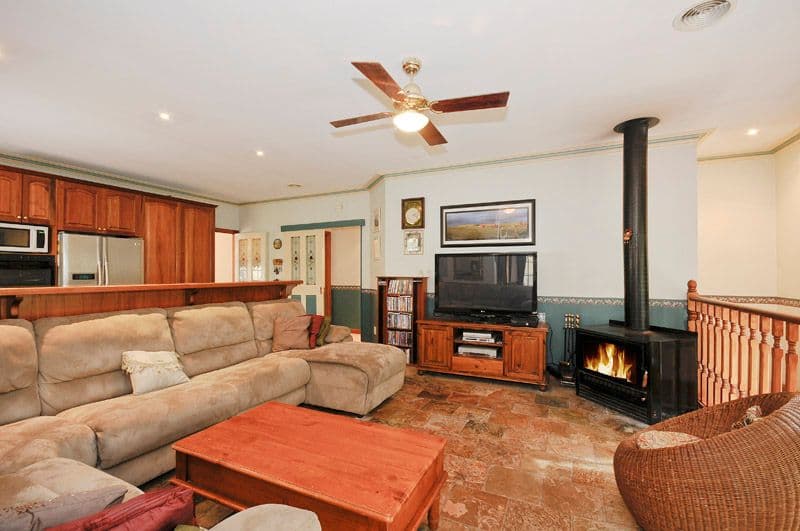 6 Winton Court, MONTROSE VIC 3765, Montrose - Image 1
