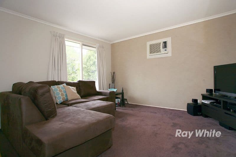 4 Nesbit Court, CRANBOURNE NORTH VIC 3977, Cranbourne North - Thumbnail 4