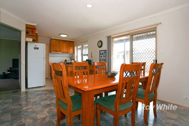 4 Nesbit Court, CRANBOURNE NORTH VIC 3977, Cranbourne North - Thumbnail 5