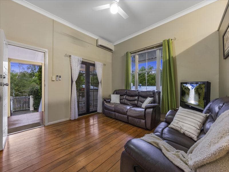97 Jerrang Street,  Indooroopilly, Indooroopilly - Thumbnail 4