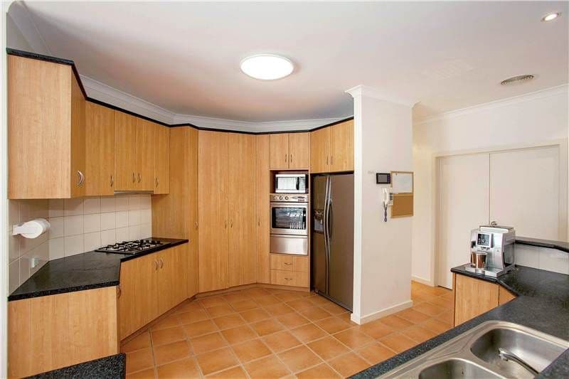 8 Nolan Place, LOVELY BANKS VIC 3221, Lovely Banks - Thumbnail 3