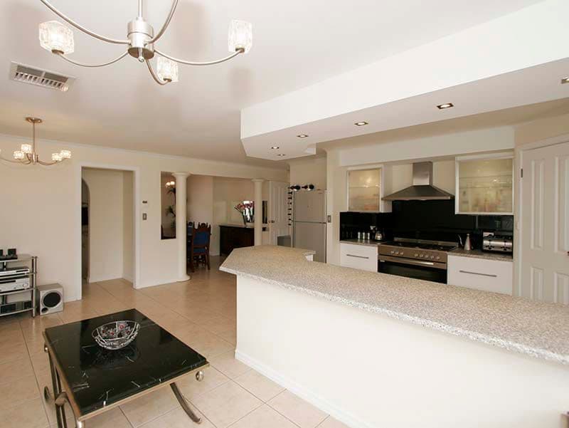 12 Garland Road, NOARLUNGA DOWNS SA 5168, Noarlunga Downs - Thumbnail 2