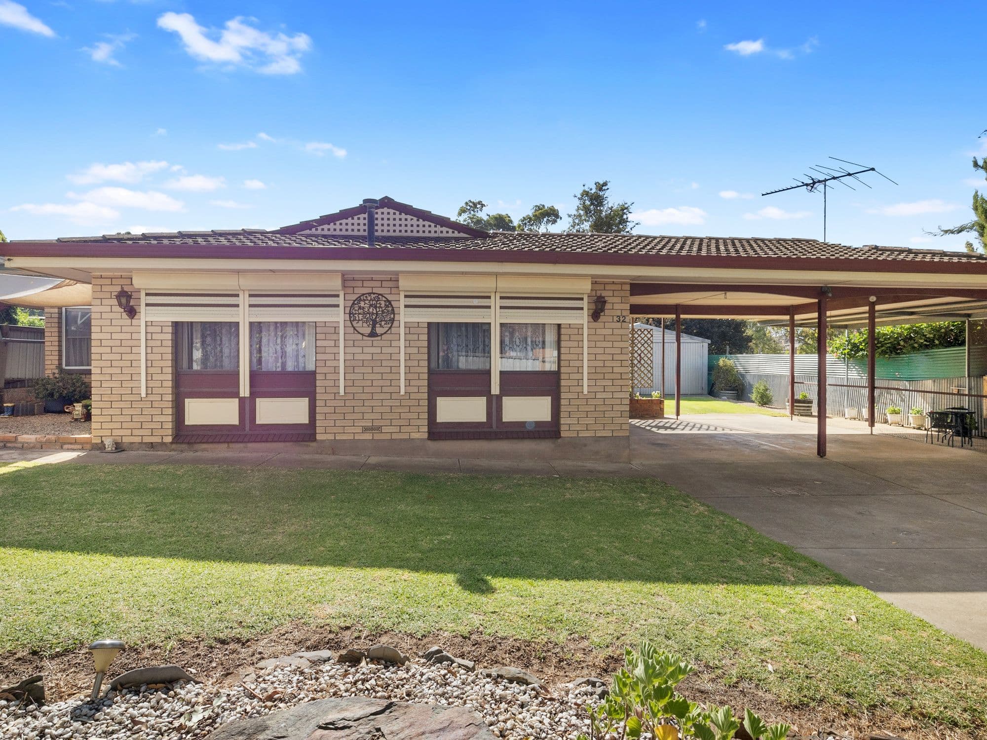 32 Suzanne Avenue, Morphett Vale SA 5162, Morphett Vale - Thumbnail 2