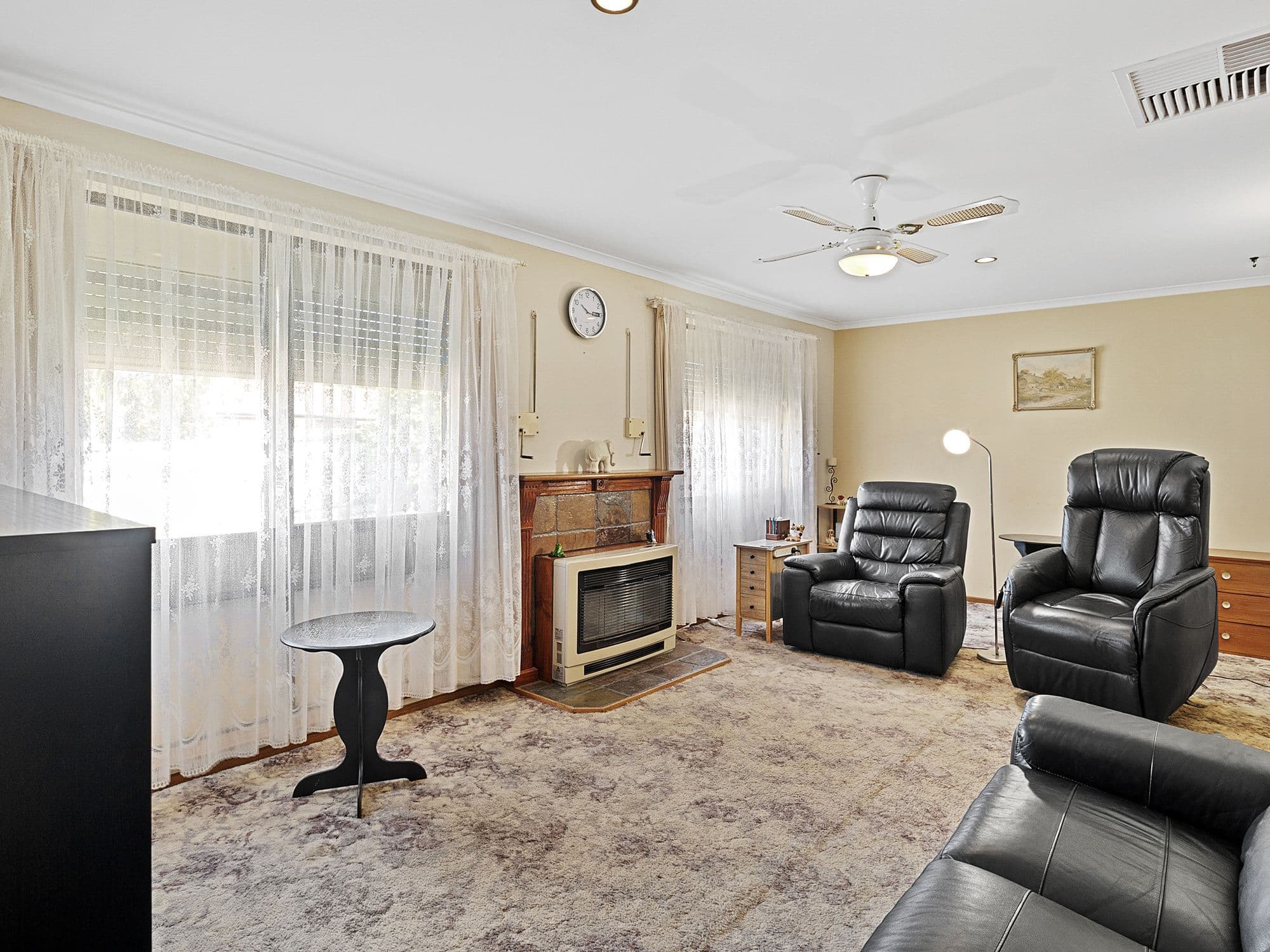 32 Suzanne Avenue, Morphett Vale SA 5162, Morphett Vale - Thumbnail 3