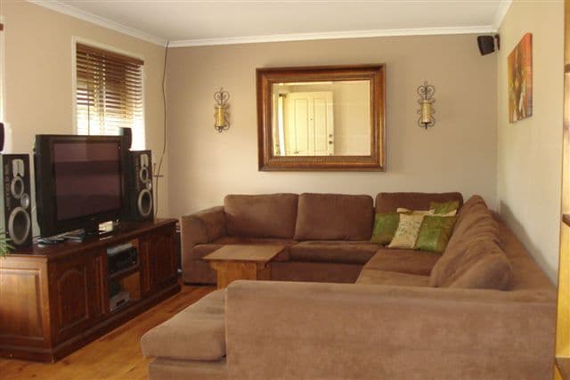 36 Grace Avenue, ANDREWS FARM SA 5114, Andrews Farm - Thumbnail 2