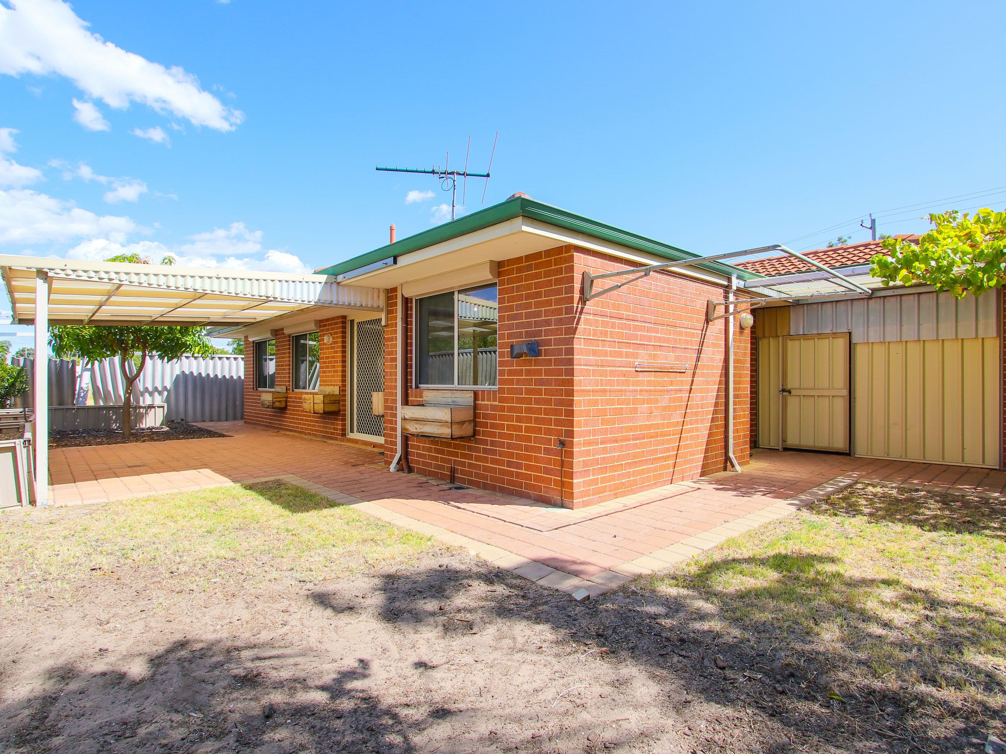102 George Way, Cannington WA 6107, Cannington - Thumbnail 2