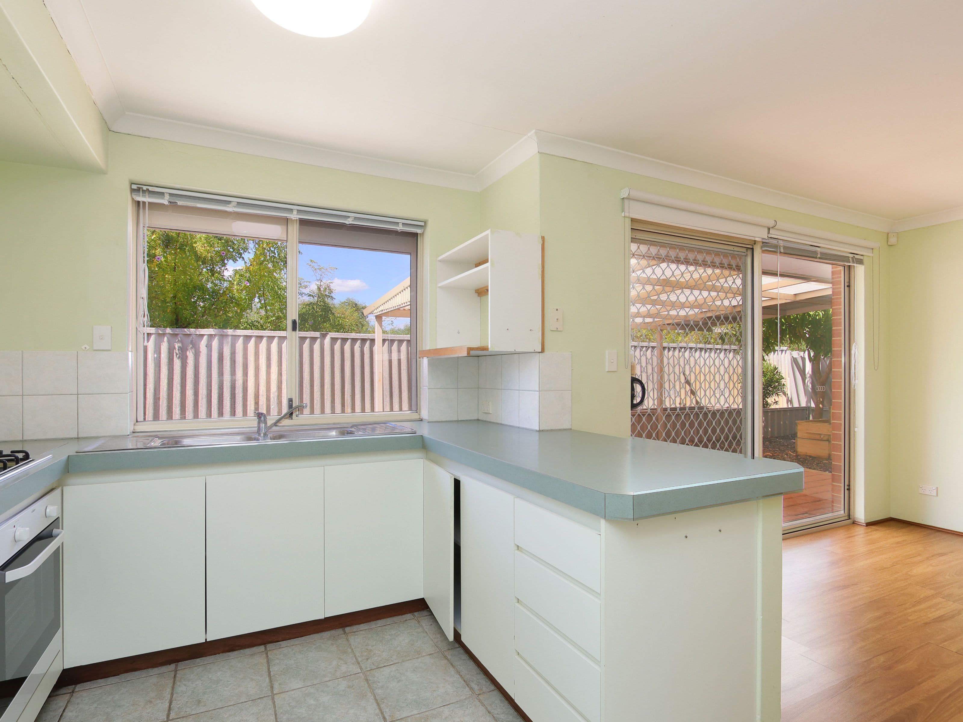 102 George Way, Cannington WA 6107, Cannington - Thumbnail 3