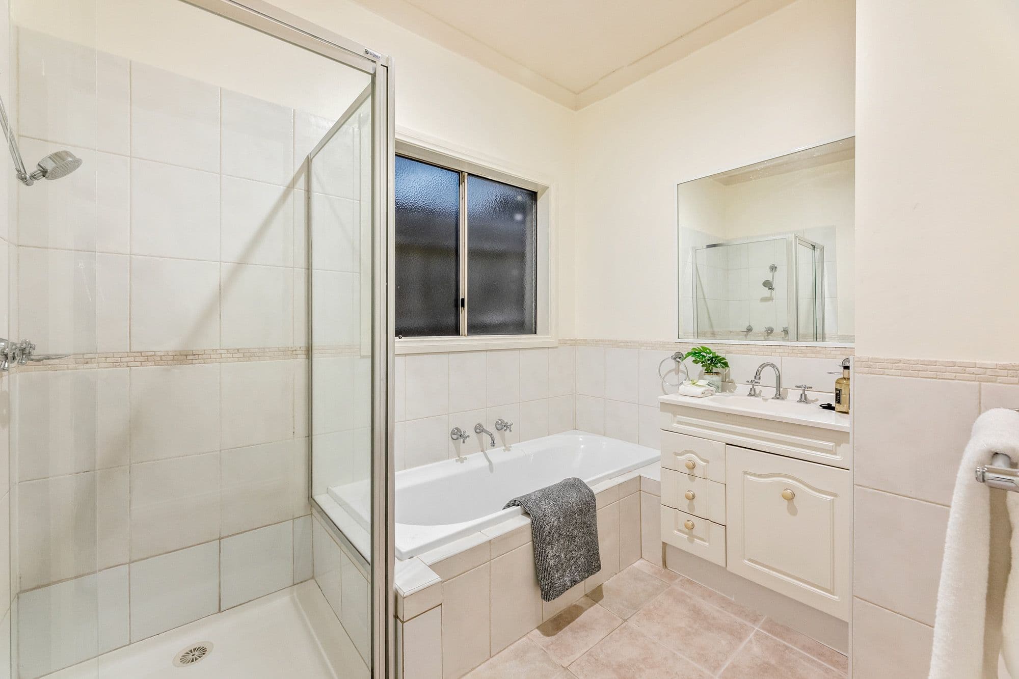 13 The Ridge, Glen Waverley VIC 3150, Glen Waverley - Thumbnail 7