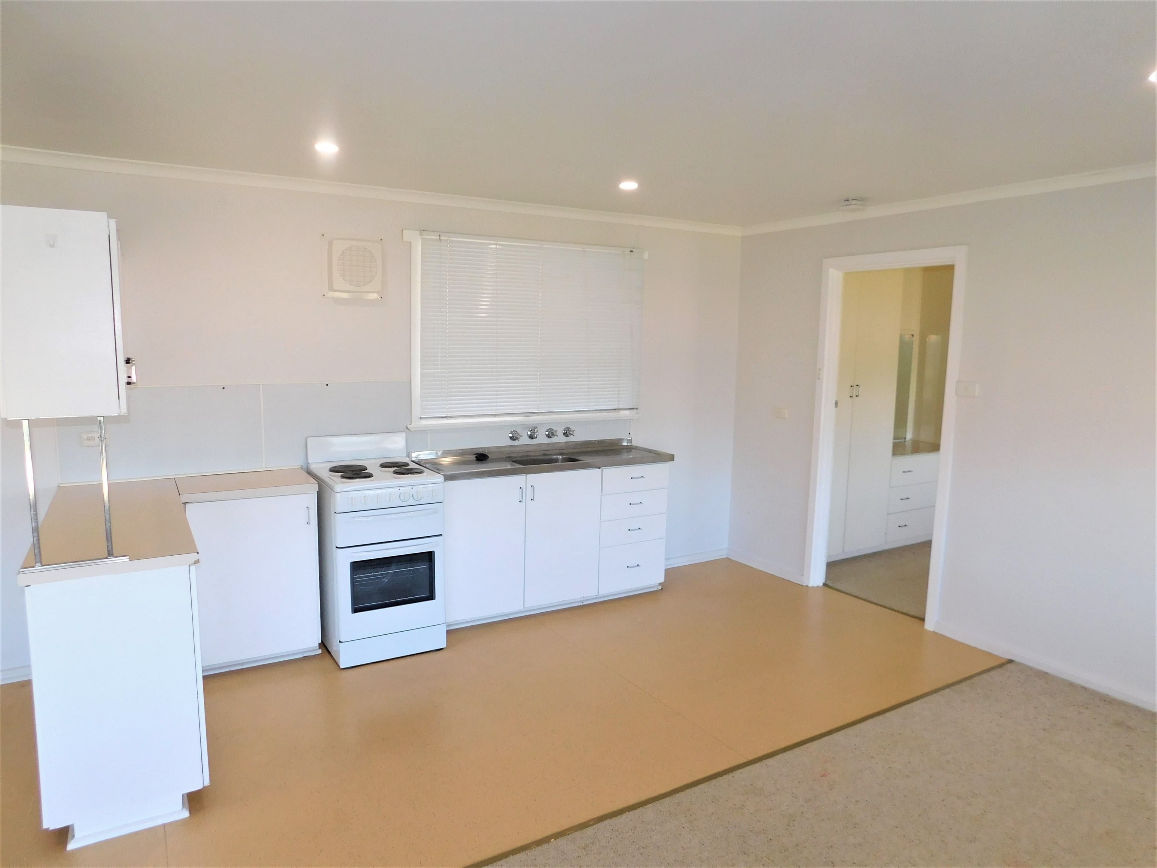 39 Tolmer Terrace, Bordertown SA 5268, Bordertown - Thumbnail 2