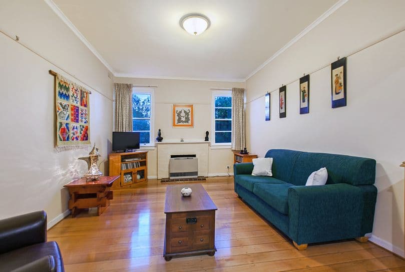 11 Armstrong Street, Reservoir VIC 3073, Reservoir - Thumbnail 3