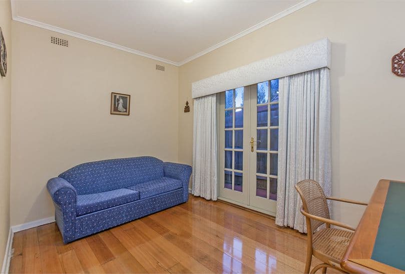 11 Armstrong Street, Reservoir VIC 3073, Reservoir - Thumbnail 6