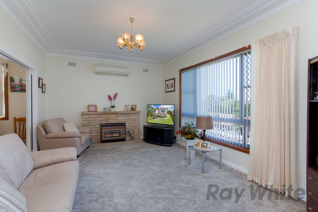 3 Baikie Crescent, Charlestown NSW 2290, Charlestown - Thumbnail 2