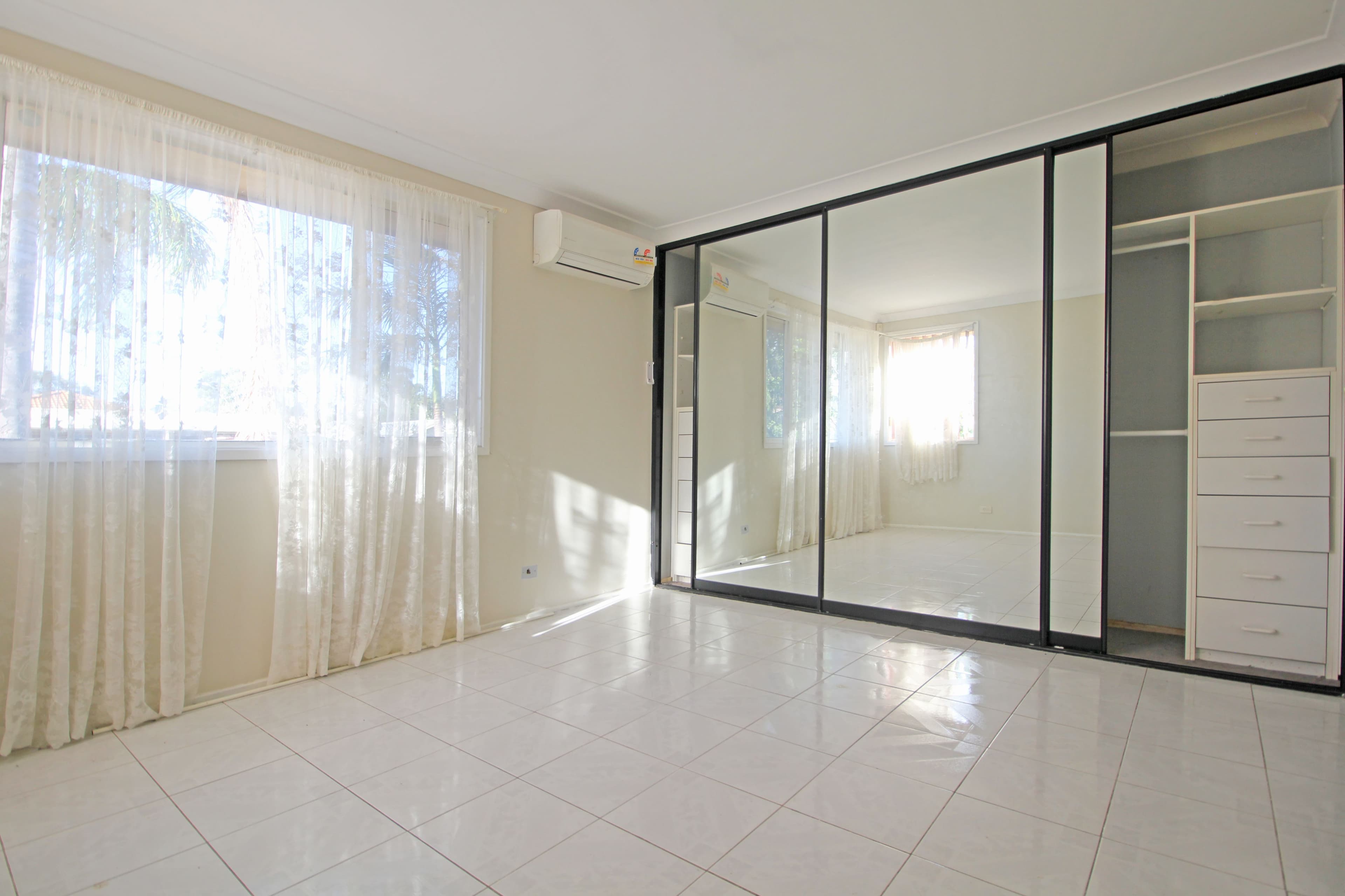 26 Bimbi Place, Bonnyrigg - Thumbnail 2